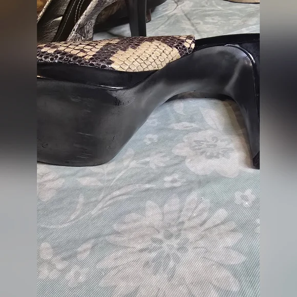 Tahari Snakeskin Patterned Slingback Heels Sexy Baddie Office Size 8.5 - Picture 5 of 8